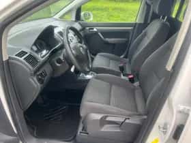 Volkswagen Touran (2008) thumbnail 20