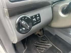 Volkswagen Touran thumbnail 21