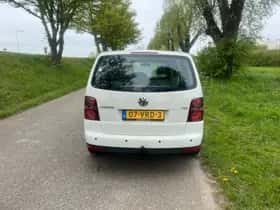 Volkswagen Touran thumbnail 5