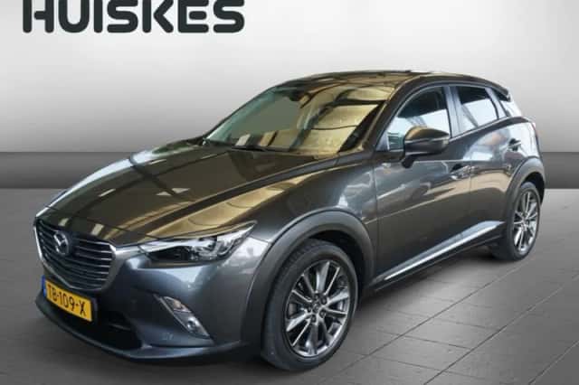 Mazda CX-3 (2017) thumbnail 2