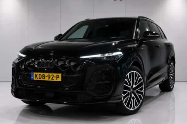 Audi Q5 (2026) thumbnail 1