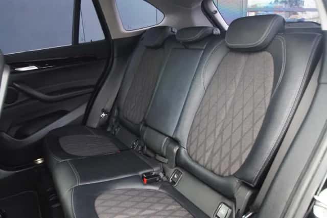 BMW X1 (2020) thumbnail 6