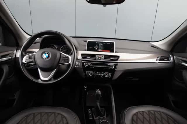 BMW X1 (2017) thumbnail 3