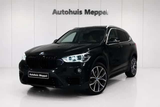BMW X1 (2018) thumbnail 2