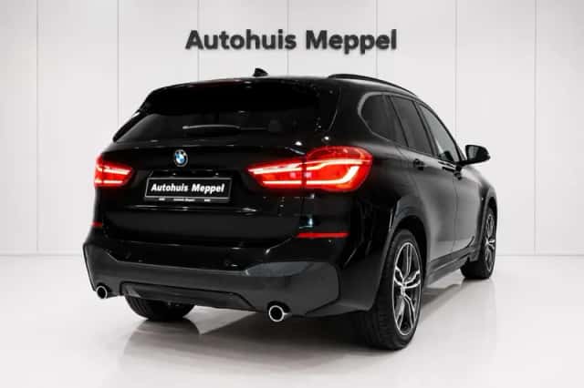 BMW X1 (2016) thumbnail 4