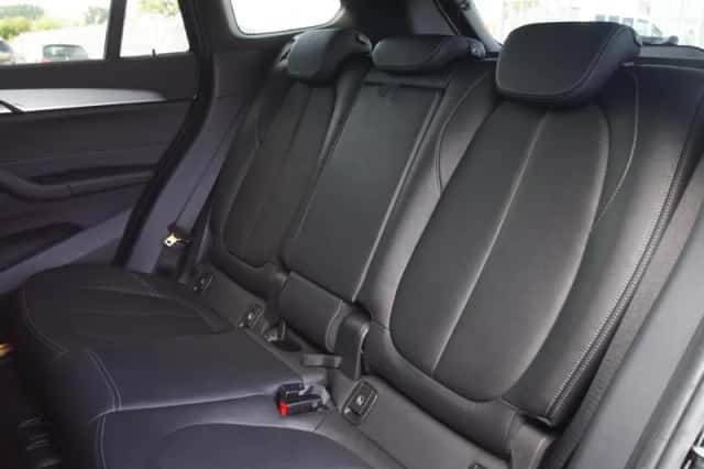 BMW X1 (2016) thumbnail 6