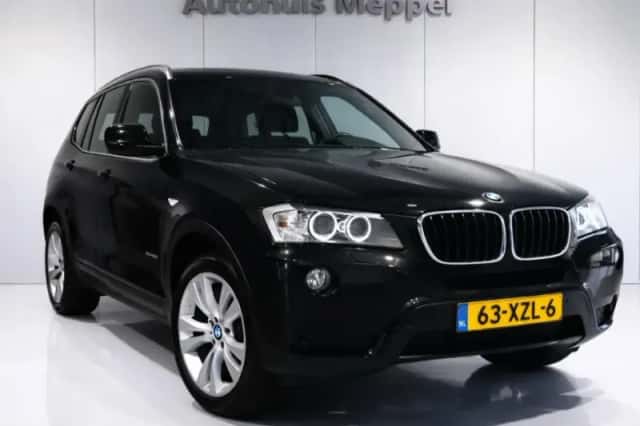 BMW X3 (2012) thumbnail 1