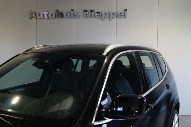 BMW X3 (2012) thumbnail 4