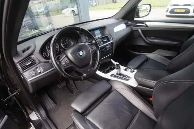 BMW X3 (2012) thumbnail 5