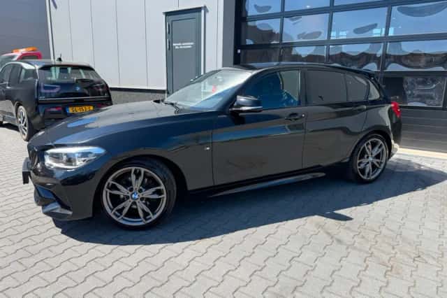 BMW 1-Serie (2017) thumbnail 2