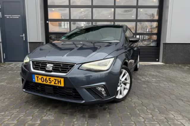 SEAT Ibiza (2023) thumbnail 1