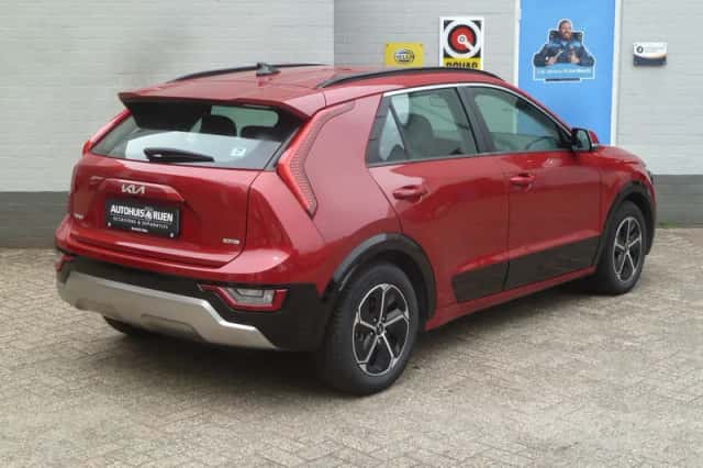 Kia Niro (2022) thumbnail 2