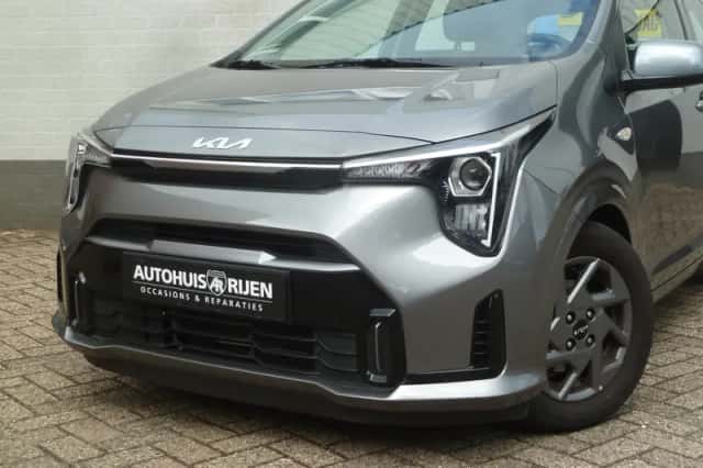 Kia Picanto (2024) thumbnail 3