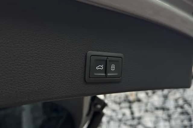 Audi Q2 (2021) thumbnail 6