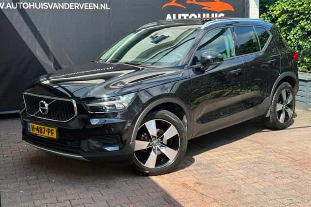 Volvo XC40 (2019) thumbnail 4