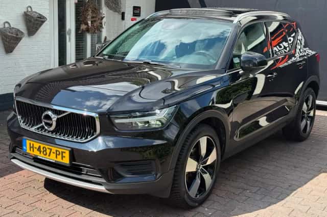Volvo XC40 (2019) thumbnail 6