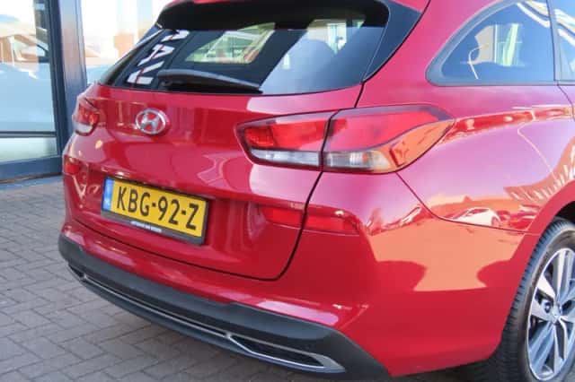 Hyundai i30 (2019) thumbnail 6