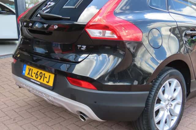 Volvo V40 (2019) thumbnail 6
