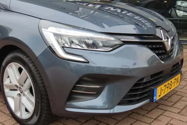 Renault Clio (2020) thumbnail 5
