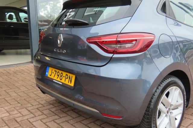 Renault Clio (2020) thumbnail 6