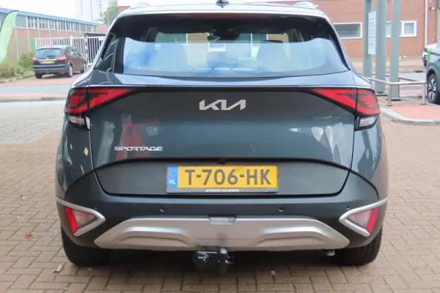 Kia Sportage (2023) thumbnail 4