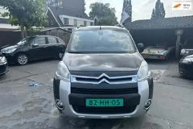 Citroën Berlingo (2011) thumbnail 6