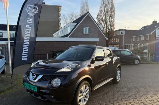 Nissan Juke (2015) thumbnail 1