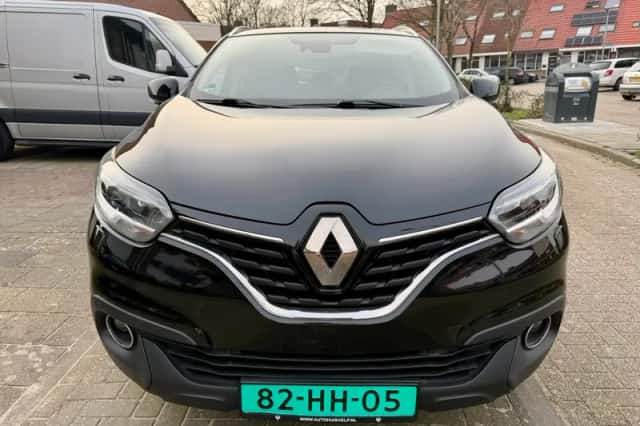 Renault Kadjar (2017) thumbnail 2
