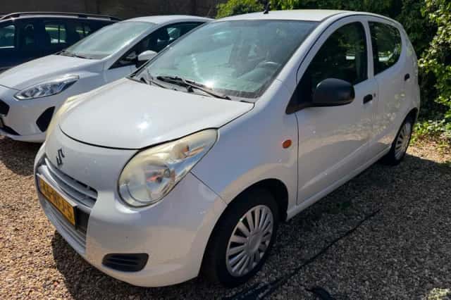 Suzuki Alto (2010) thumbnail 1