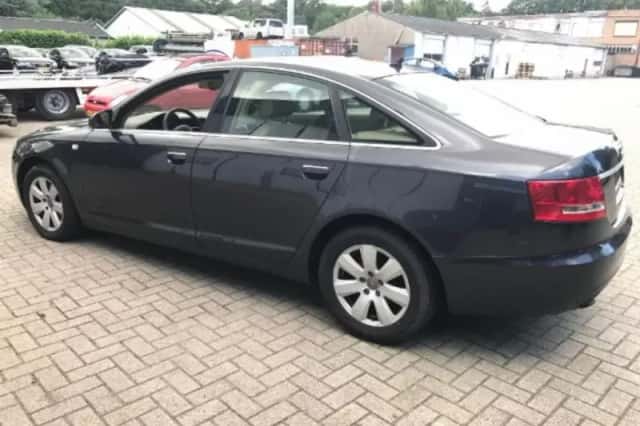 Audi A6 (2004) thumbnail 4
