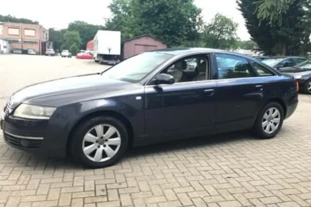 Audi A6 (2004) thumbnail 5