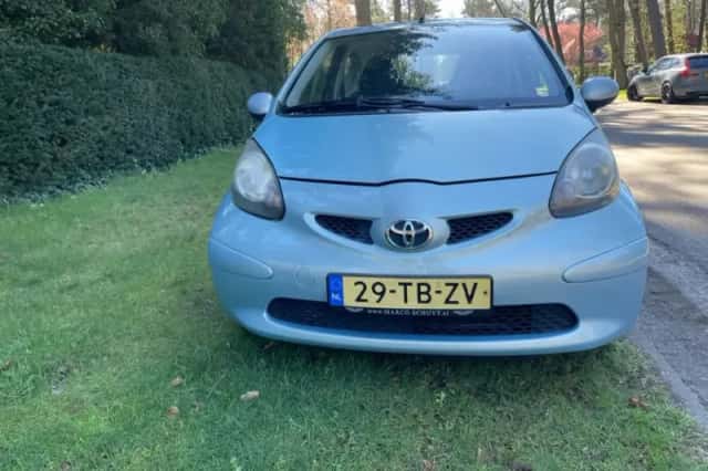 Toyota Aygo (2006) thumbnail 5