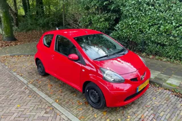 Toyota Aygo (2007) thumbnail 1
