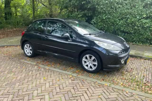 Peugeot 207 (2006) thumbnail 3