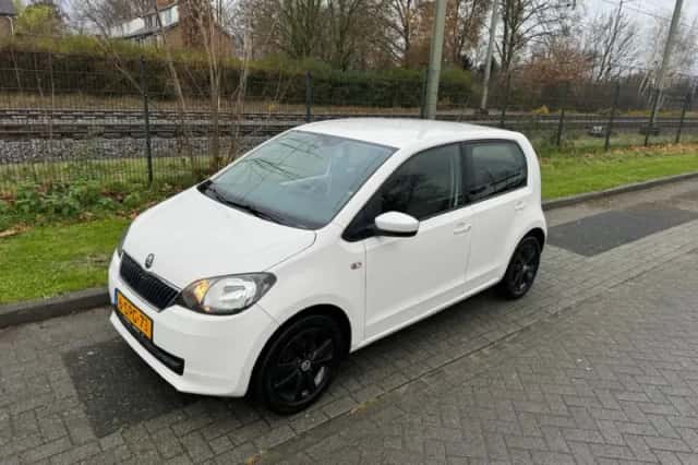 Škoda Citigo (2013) thumbnail 2