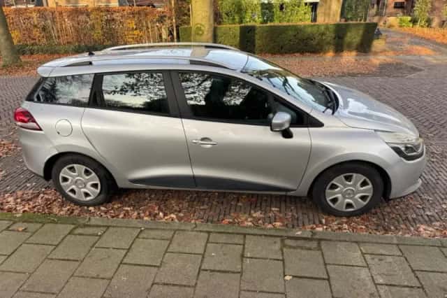 Renault Clio (2014) thumbnail 5