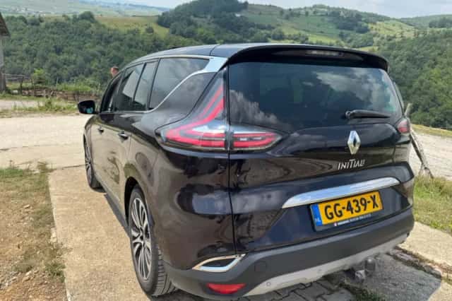 Renault Espace (2015) thumbnail 3