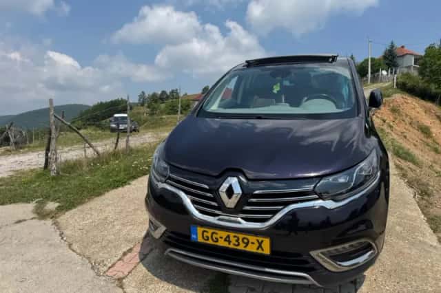 Renault Espace (2015) thumbnail 5