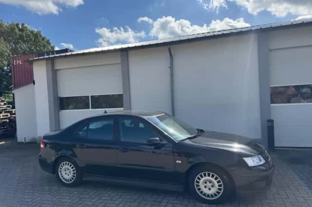 Saab 9-3 (2005) thumbnail 2