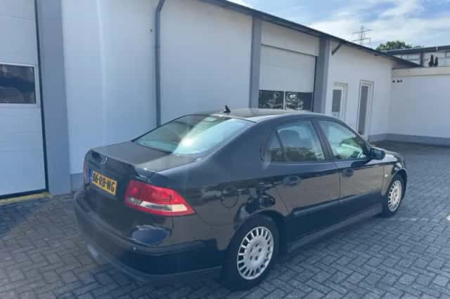 Saab 9-3 (2005) thumbnail 3