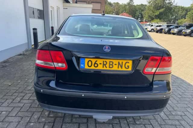 Saab 9-3 (2005) thumbnail 4