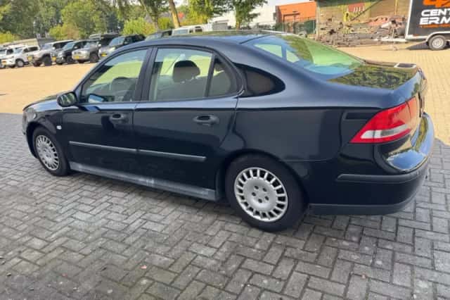 Saab 9-3 (2005) thumbnail 6