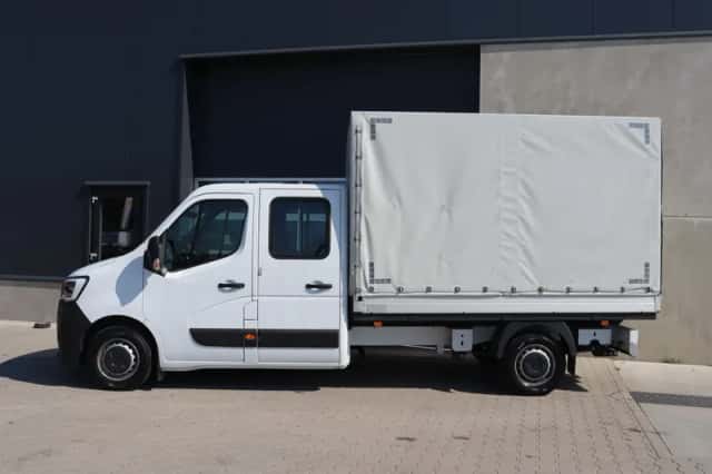 Renault Master (2022) thumbnail 2