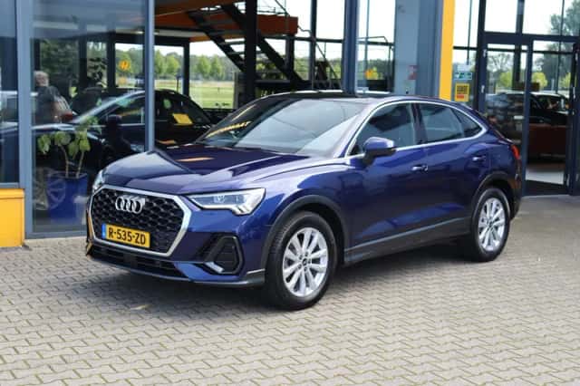 Audi Q3 (2022) thumbnail 1