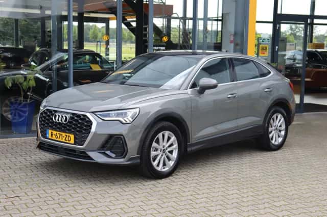 Audi Q3 (2021) thumbnail 1