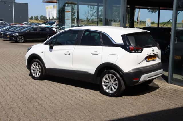 Opel Crossland (2022) thumbnail 3