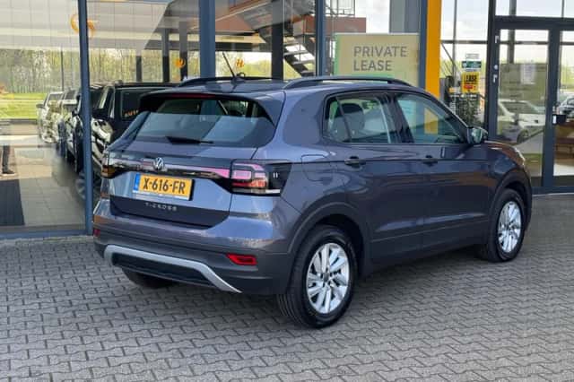 Volkswagen T-Cross (2023) thumbnail 4