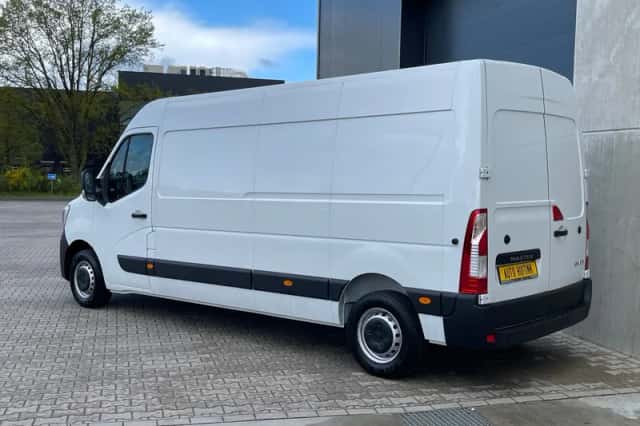 Renault Master (2024) thumbnail 3