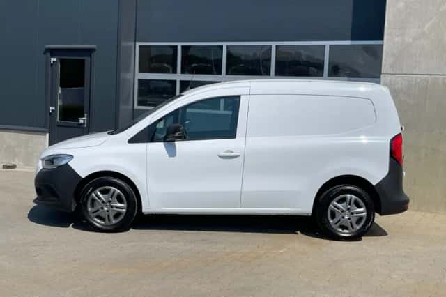 Mercedes-Benz Citan (2024) thumbnail 2