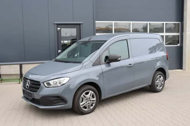 Mercedes-Benz Citan (2023) thumbnail 1